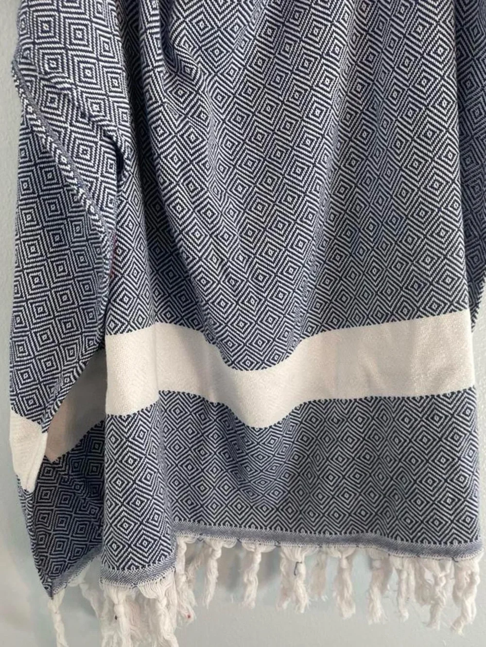 Trina Turk 100% Cotton Blue White Tassels Diamond Stitch Bath Beach Towel